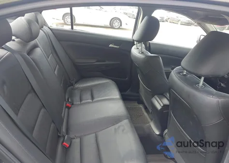 2011 Honda Accord 2.4 Se z USA, uszkodzony, nr VIN 1HGCP2F64BA106434